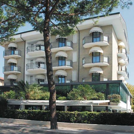 Hotel Liverpool Cervia Eksteriør billede