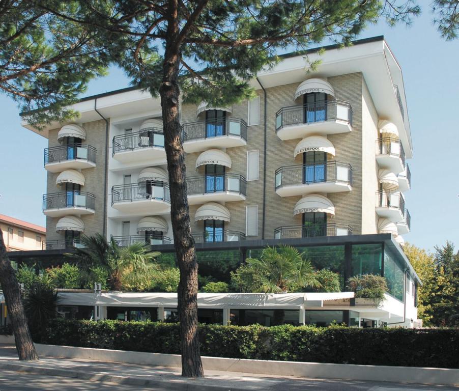 Hotel Liverpool Cervia Eksteriør billede